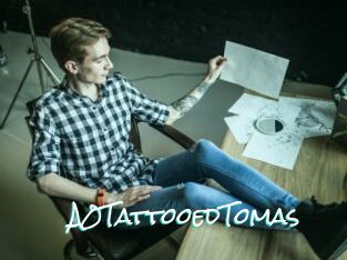 A0TattooedTomas