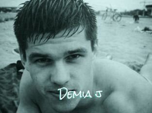 Demia_j