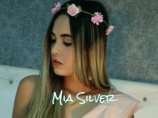 Mia_Silver