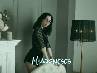 Miajoneses