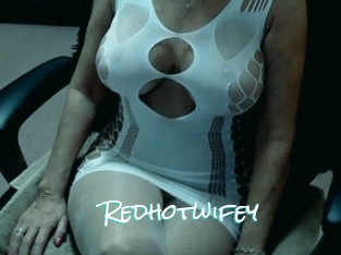 Redhotwifey