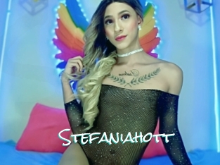 Stefaniahott