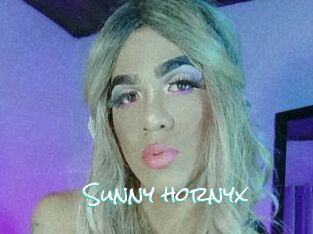 Sunny_hornyx