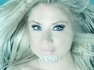 Xtina1